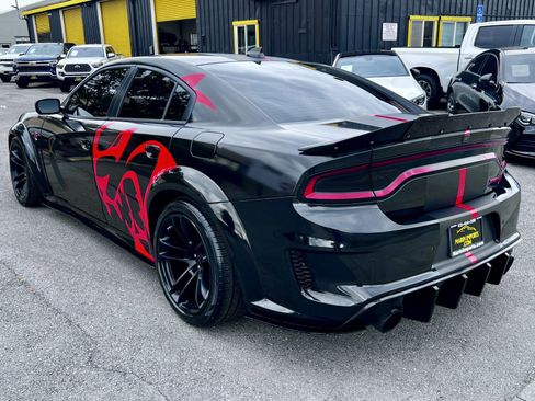 Used 2019 Dodge Charger SRT Hellcat w/ Harman/Kardon Audio Group RWD image 8