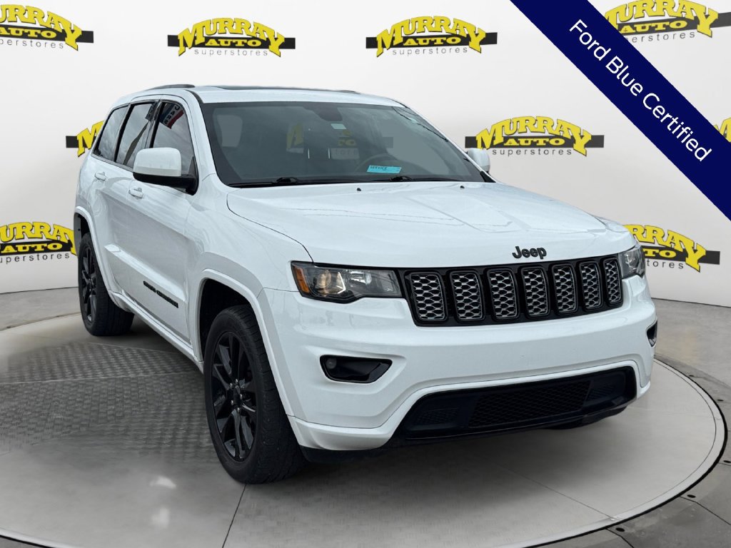 Used 2020 Jeep Grand Cherokee Altitude AWD/4WD image 10