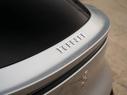 Used 2024 Ferrari Purosangue image 21