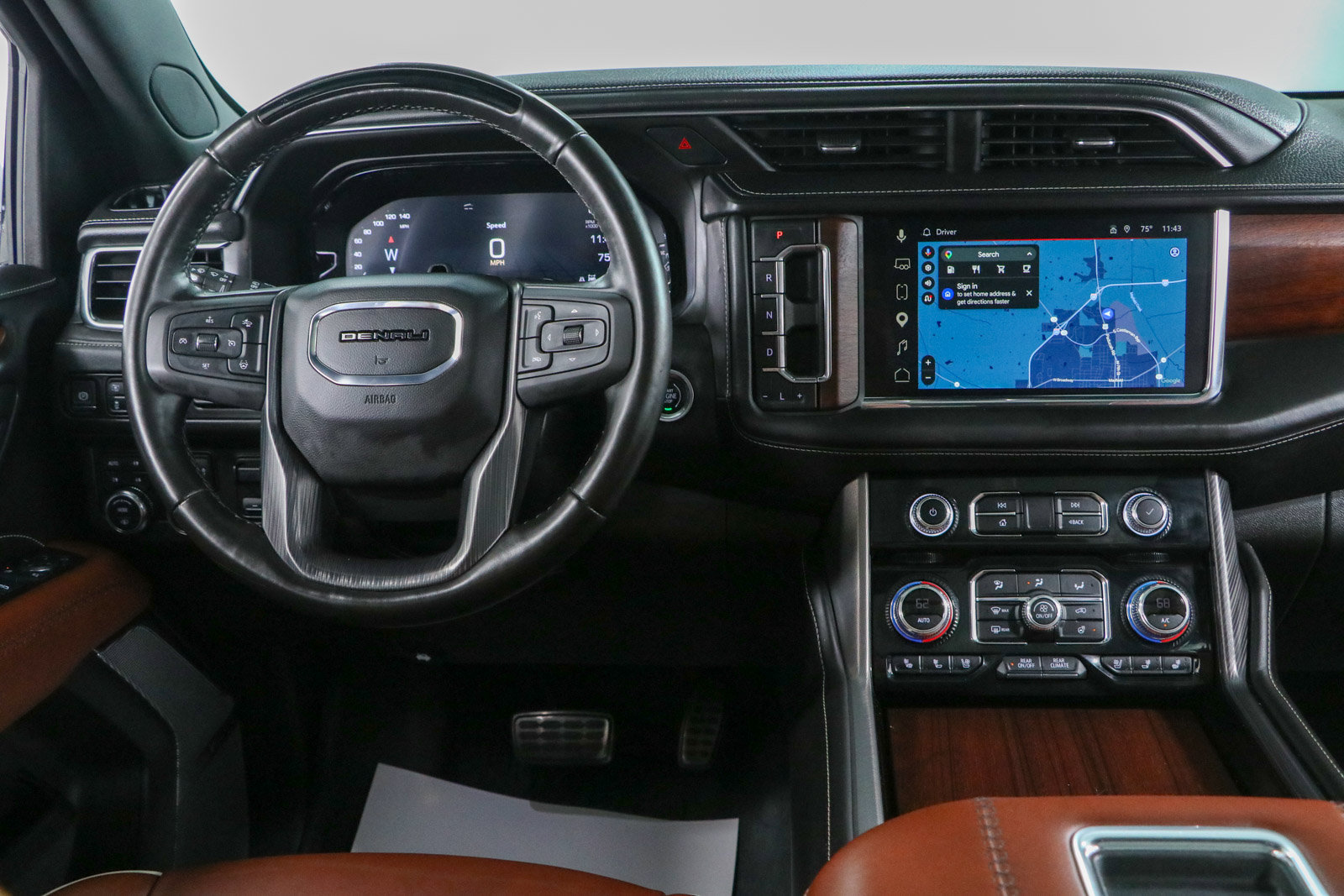 Used 2023 GMC Yukon Denali Ultimate AWD/4WD image 18