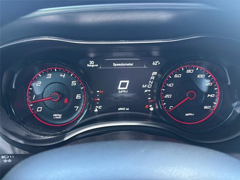 Used 2017 Dodge Charger R/T RWD image 18