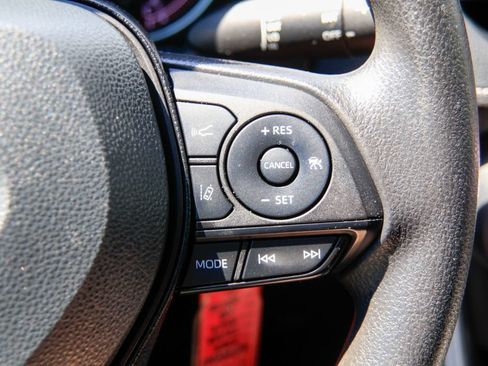 Used 2024 Toyota RAV4 LE FWD image 14