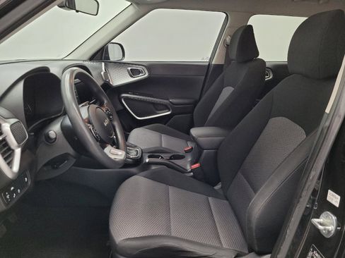 Used 2022 Kia Soul LX w/ Technology Package FWD image 17