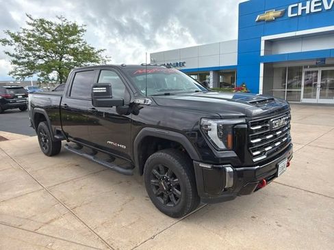 Used 2024 GMC Sierra 3500 AT4 AWD/4WD image 2