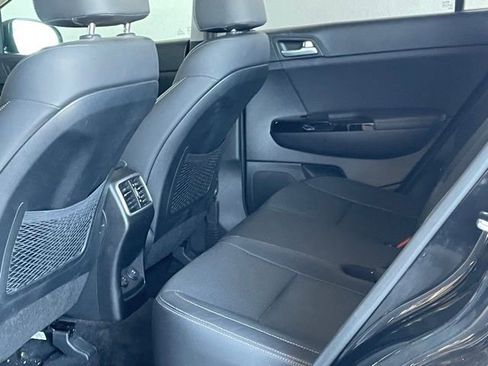 Used 2018 Kia Sportage EX w/ EX Technology Package image 16