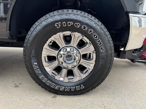 Used 2017 Ford F250 XLT w/ XLT Premium Package image 36