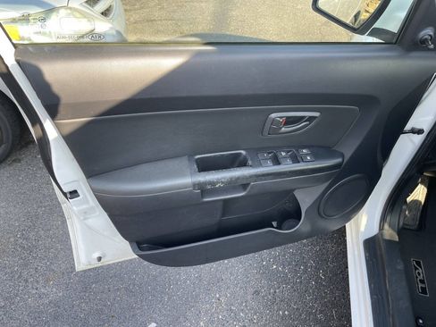 Used 2012 Kia Soul FWD image 10