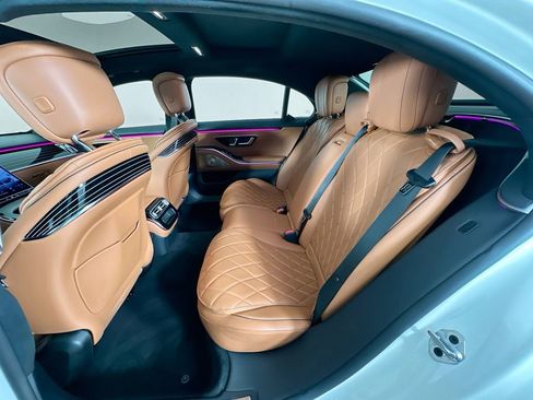 Certified 2021 Mercedes-Benz S 580 4MATIC Sedan image 25