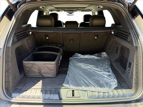 New 2026 Land Rover Range Rover Sport SE AWD/4WD image 25