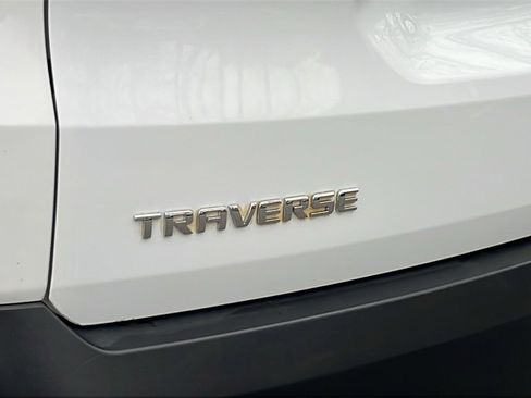 Used 2019 Chevrolet Traverse LS image 30