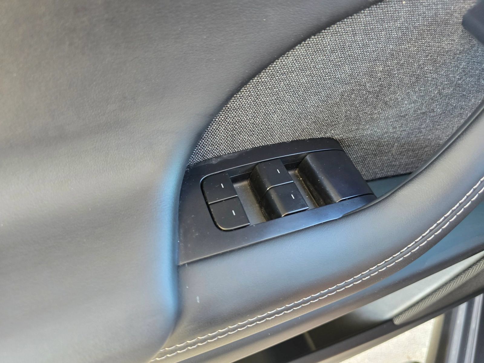 Used 2023 Tesla Model X AWD/4WD image 24
