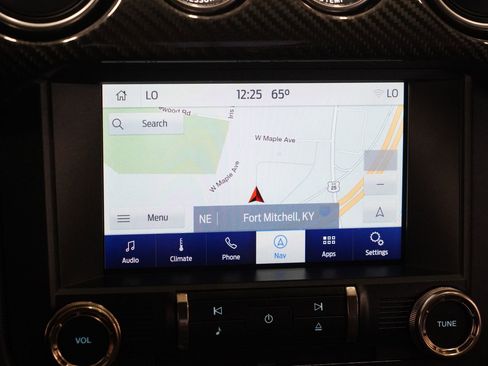 Used 2021 Ford Mustang Shelby GT500 w/ Carbon Fiber Track Pack image 25