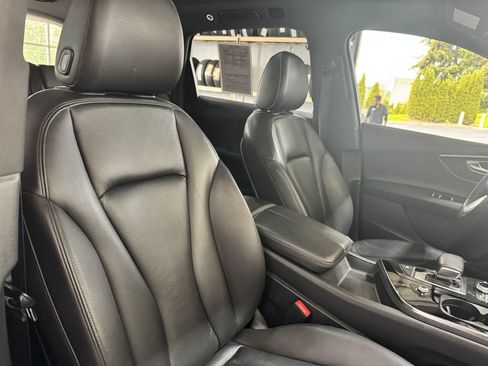 Used 2019 Audi Q7 3.0T Premium Plus w/ Premium Plus Package AWD/4WD image 29