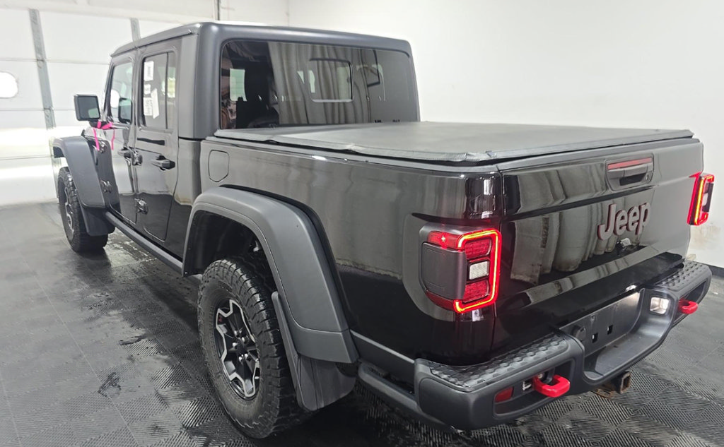 Used 2021 Jeep Gladiator Rubicon w/ Dual Top Group AWD/4WD image 3