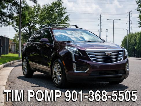 Used 2017 Cadillac XT5 Luxury w/ Driver Awareness Package FWD image 3