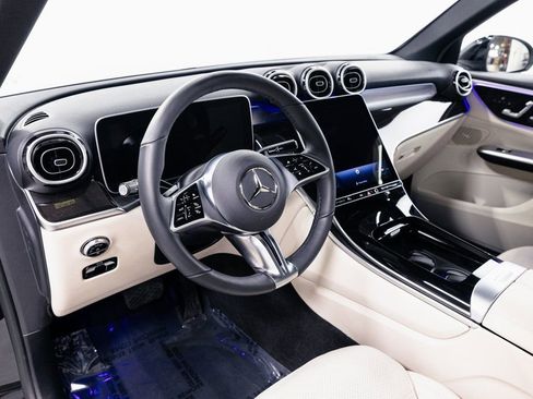 Certified 2026 Mercedes-Benz GLC 300 4MATIC image 8
