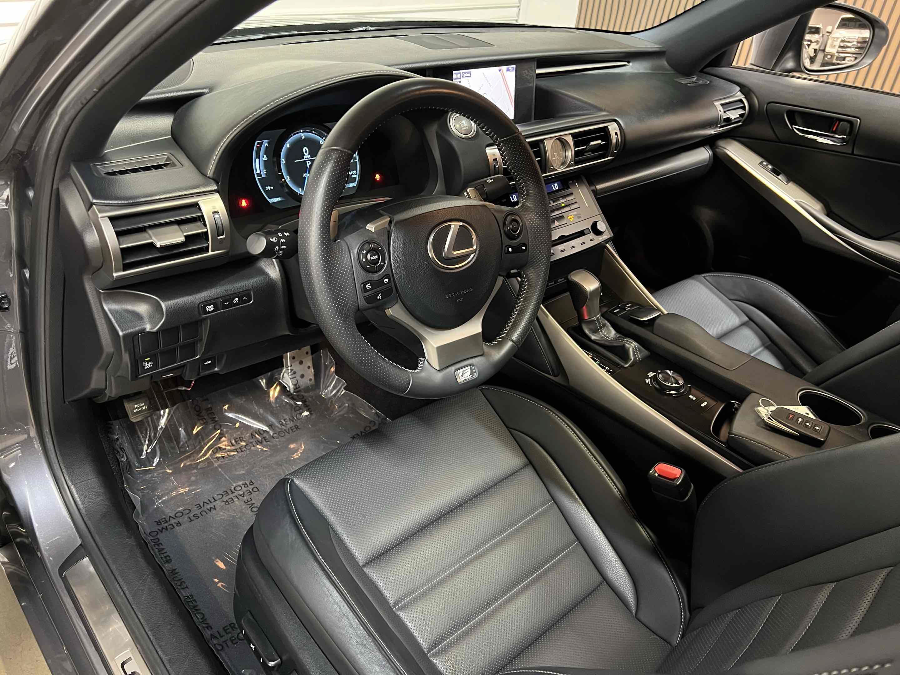 Used 2014 Lexus IS 250 w/ F-Sport Package RWD image 3
