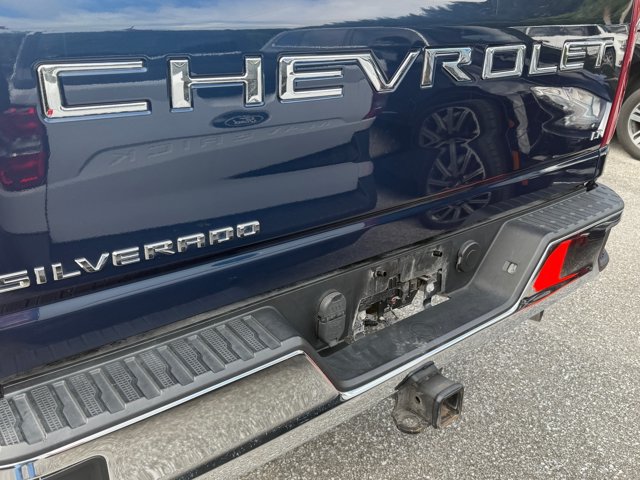 Used 2021 Chevrolet Silverado 2500 LT w/ Convenience Package AWD/4WD image 13