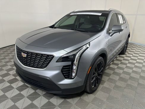 Certified 2023 Cadillac XT4 Luxury w/ Cold Weather Package FWD image 1