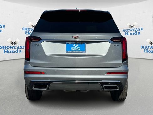 Used 2025 Cadillac XT6 Premium Luxury image 7