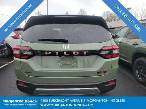New 2026 Honda Pilot TrailSport image 8