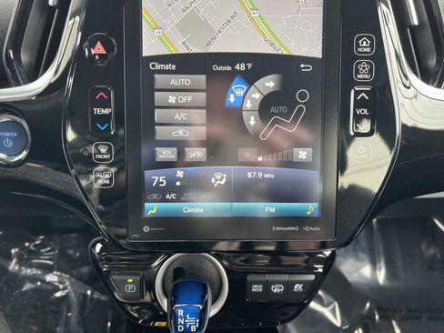 Used 2022 Toyota Prius Prime XLE image 21