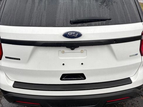 Used 2018 Ford Explorer 4WD Police Interceptor w/ Ultimate Wiring Package image 3