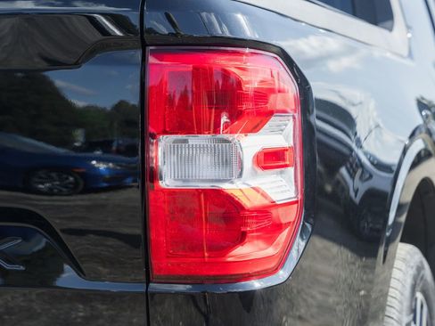 Used 2022 Ford Maverick Lariat w/ Lariat Luxury Package image 6