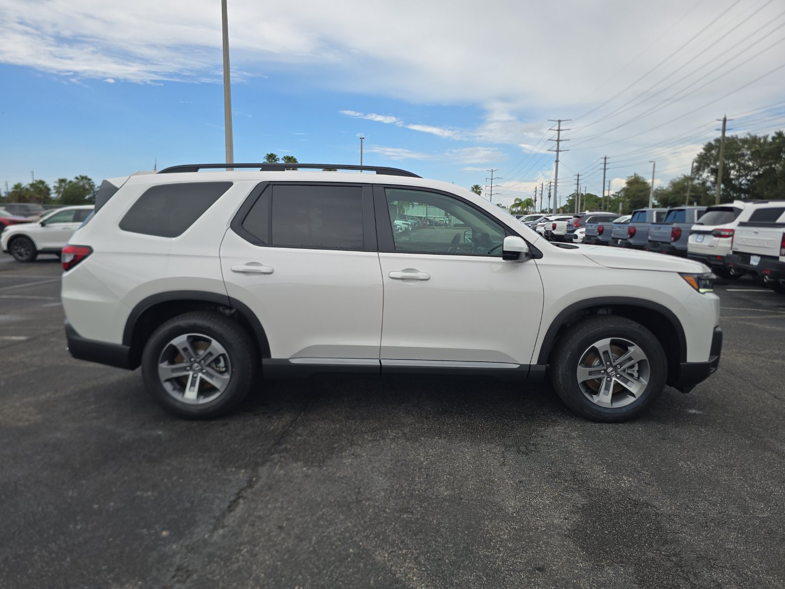 New 2026 Honda Pilot EX-L image 3