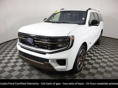 Used 2025 Ford Expedition Max King Ranch AWD/4WD image 9