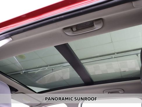 Used 2022 Kia Sorento S w/ Panoramic Sunroof Package AWD/4WD image 4