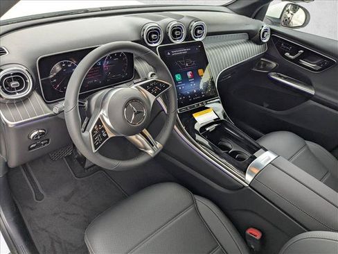 New 2026 Mercedes-Benz GLC 300 image 3