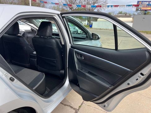 Used 2014 Toyota Corolla S image 19