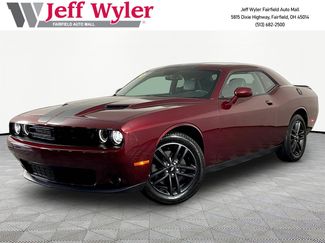 Used 2019 Dodge Challenger SXT w/ Plus Package AWD/4WD video 1