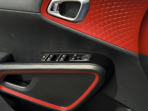 Used 2023 Kia Soul GT-Line FWD image 22