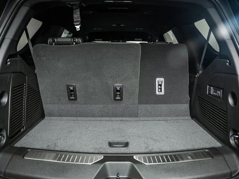 New 2026 Chevrolet Tahoe Premier image 9