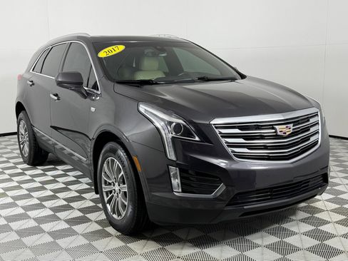 Used 2017 Cadillac XT5 Luxury w/ Driver Awareness Package image 3