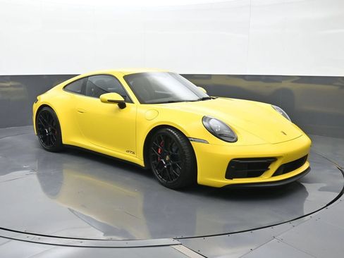 Certified 2024 Porsche 911 Carrera GTS RWD image 20