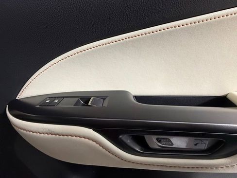 Certified 2024 Lexus NX 250 FWD w/ Premium Package image 28