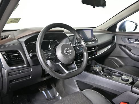 Used 2022 Nissan Rogue SV AWD/4WD image 22