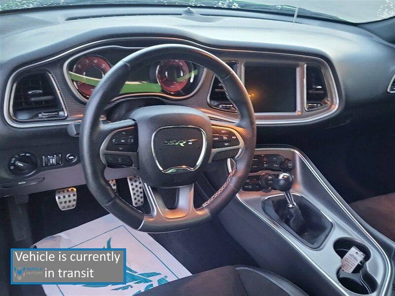 Used 2015 Dodge Challenger SRT Hellcat RWD image 11