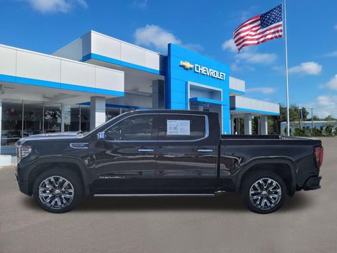Used 2025 GMC Sierra 1500 Denali w/ Denali Reserve Package AWD/4WD image 6