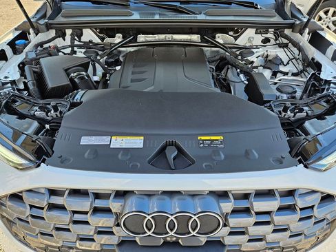 New 2025 Audi Q5 Premium Plus AWD/4WD image 24