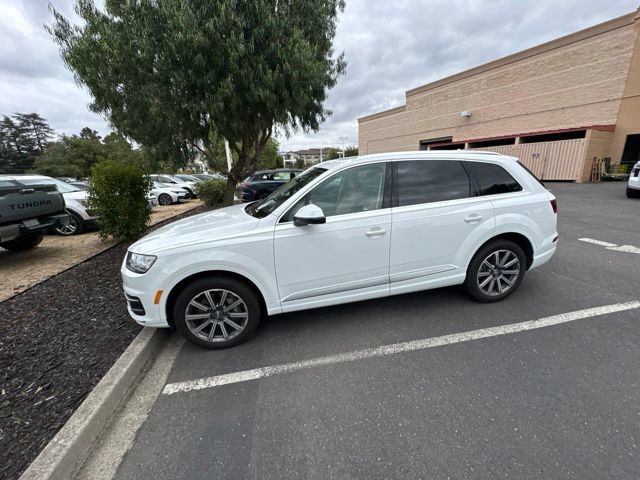 Used 2018 Audi Q7 2.0T Premium Plus w/ Premium Plus Package AWD/4WD image 19