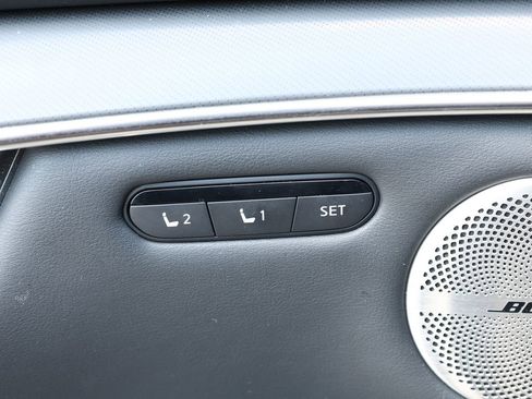 Certified 2025 INFINITI QX50 Luxe image 14