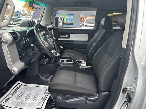 Used 2008 Toyota FJ Cruiser Base w/ Upgrade Pkg 2 image 7