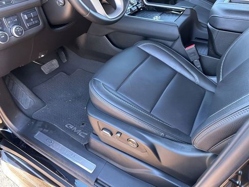 Certified 2024 GMC Yukon Denali w/ Max Trailering Package image 27