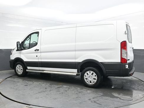 Used 2025 Ford Transit 250 Low Roof w/ Exterior Upgrade Package RWD image 4