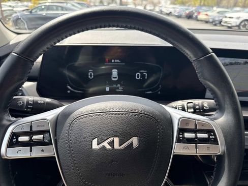 Used 2024 Kia Telluride S w/ S Sunroof Package AWD/4WD image 28