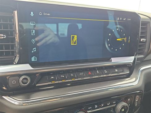 Used 2024 Chevrolet Silverado 1500 High Country w/ Technology Package image 21